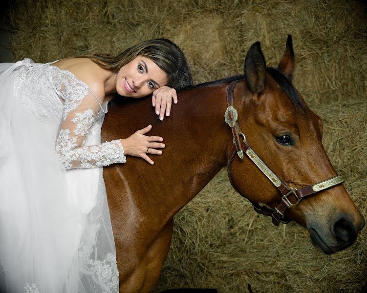 Fotograful de nuntă Salvador Azuaje (salvadorazuaje). Fotografia din 12 martie 2019