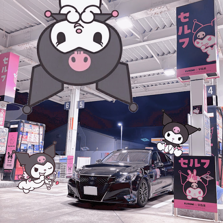 クラウンアスリートの210クラウン・後期・ガールズオーナー・宇佐美クロミちゃんコラボ・かわちいに関するカスタム事例の投稿画像1枚目