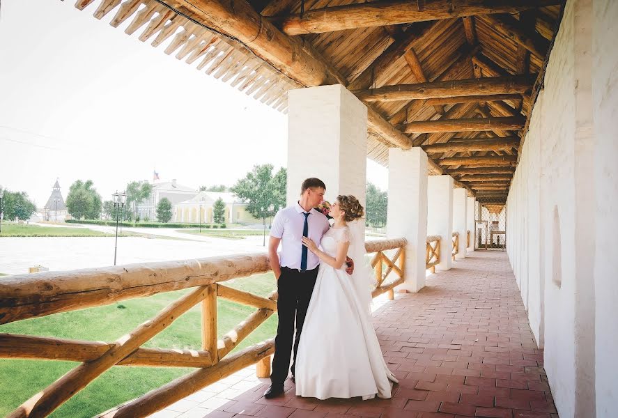 Wedding photographer Anastasiya Kharitonova (mini-nasti). Photo of 25 May 2019