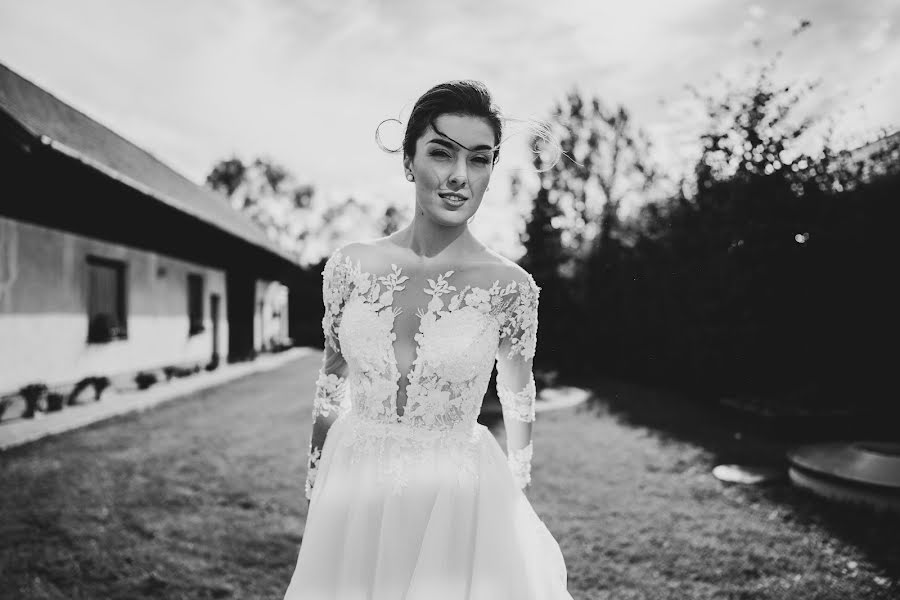 Fotógrafo de bodas Radoslav Grivalský (grivalskyphoto). Foto del 22 de febrero