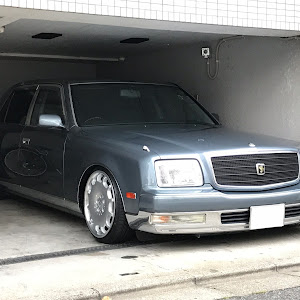 センチュリー GZG50