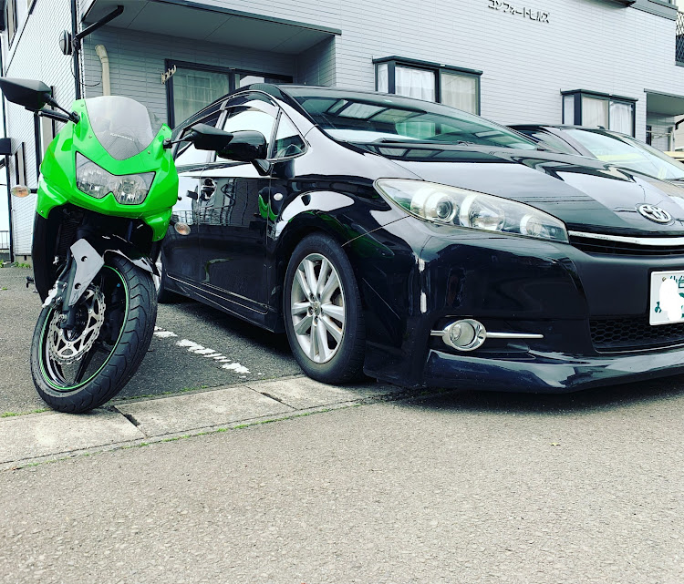 ウィッシュのNINJA250・Ninja250R・Kawasaki・bkbに関するカスタム事例の投稿画像1枚目