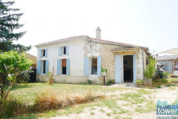 maison à Meursac (17)