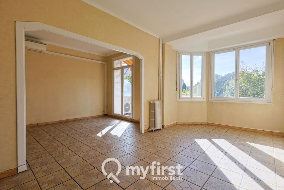 Vente appartement 4 pièces 83 m² à Toulon (83000), 179 900 €