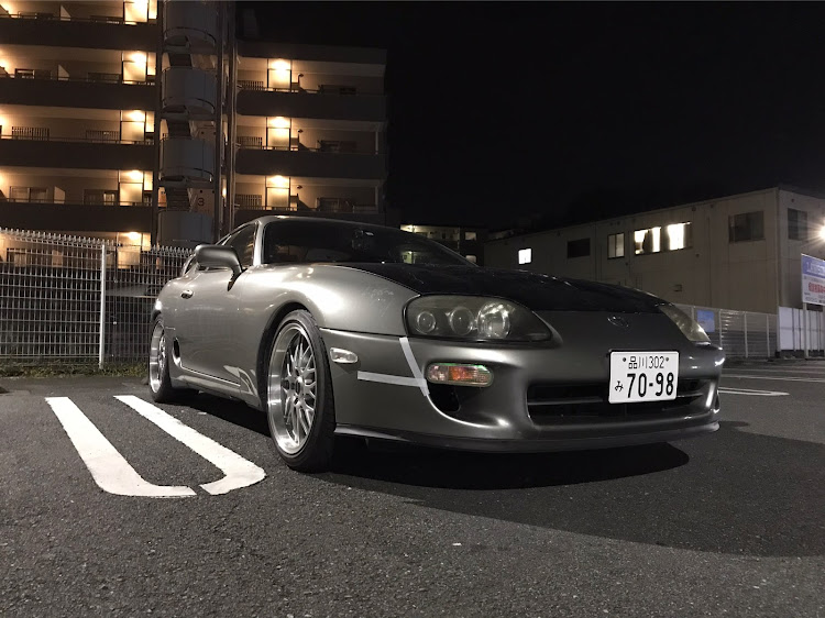 スープラの右斜め前写真展・流行りに便乗・納車から現在までの愛車・もうすぐ車検に関するカスタム事例の投稿画像5枚目