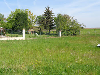 terrain à Saint-Gérand-le-Puy (03)