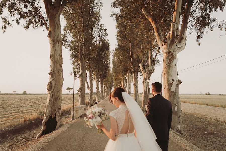 Fotografo di matrimoni Andrea D’Elia (andrefeelmstudio). Foto del 21 ottobre 2022