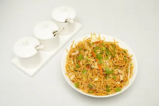 DC Hakka Noodles