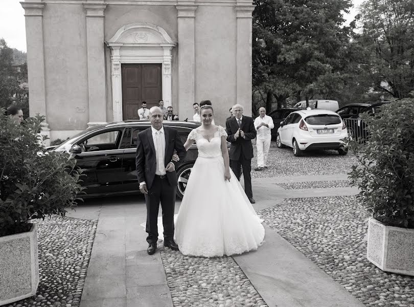 Fotógrafo de casamento Marian Bitca (bitcamarian). Foto de 1 de julho 2020