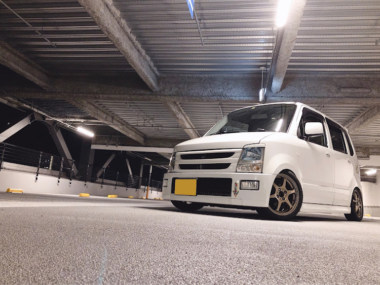 AZ-ワゴンの地べた撮りに関するカスタム事例の投稿画像1枚目