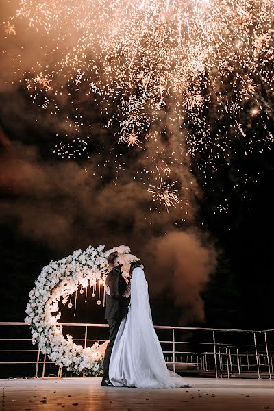 Bröllopsfotograf Vitaliy Zuev (vitalek831). Foto av 22 augusti 2022