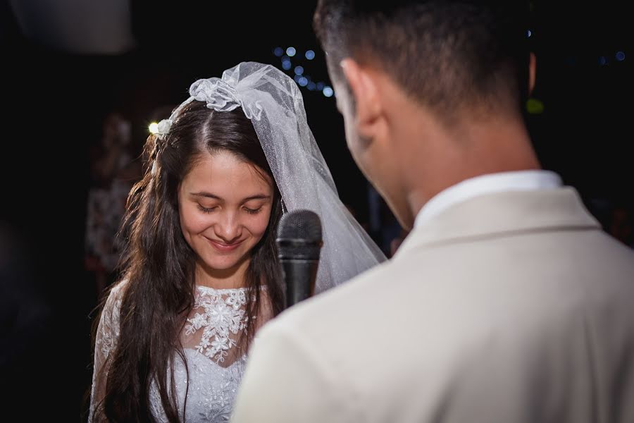 Fotografo di matrimoni Luis Castillo (luiscastillo). Foto del 16 luglio 2019
