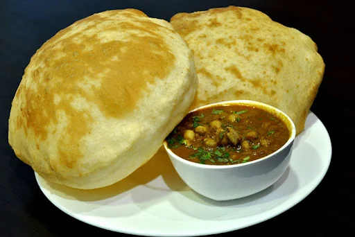 Fresh Chole Bhature