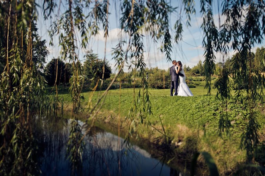 Vestuvių fotografas Konstantin Taraskin (aikoni). Nuotrauka 2015 rugsėjo 10