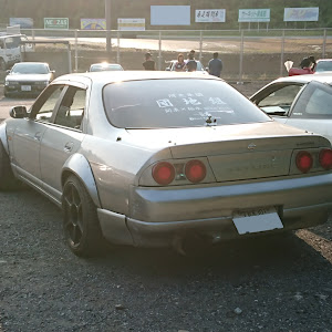 スカイライン R33