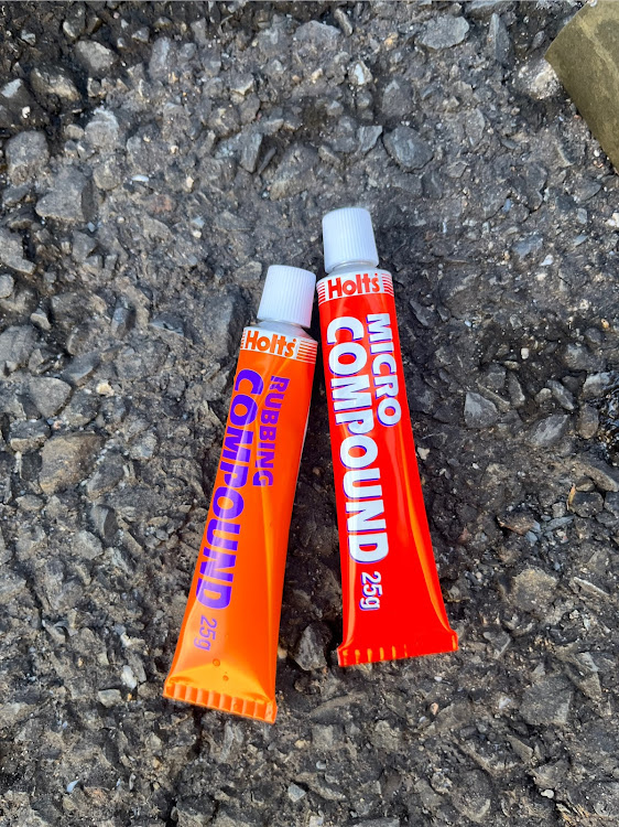 サバナのエムズガレージ・張り紙怖い…・バックモニター研磨・白内障手術・DIYに関するカスタム事例の投稿画像4枚目