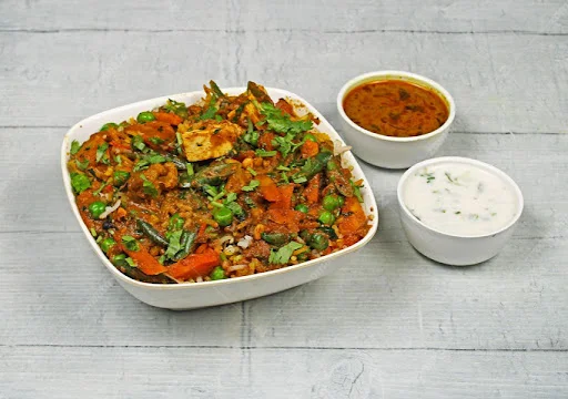 Veg Hyderabadi Dum Biryani