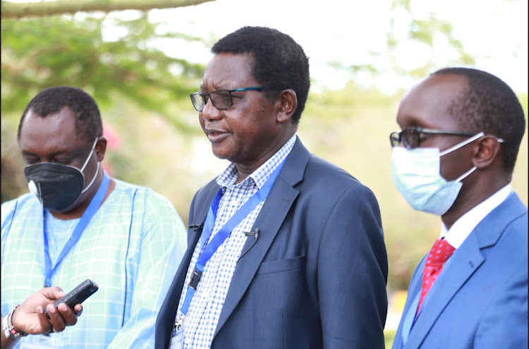 Director of School of Mechanical & Manufacturing Engineering at Technical University of Kenya. Bernard Odera and Engineers Board of Kenya CEO Nicholas Musuni at Maanzoni Lodge last weekend.