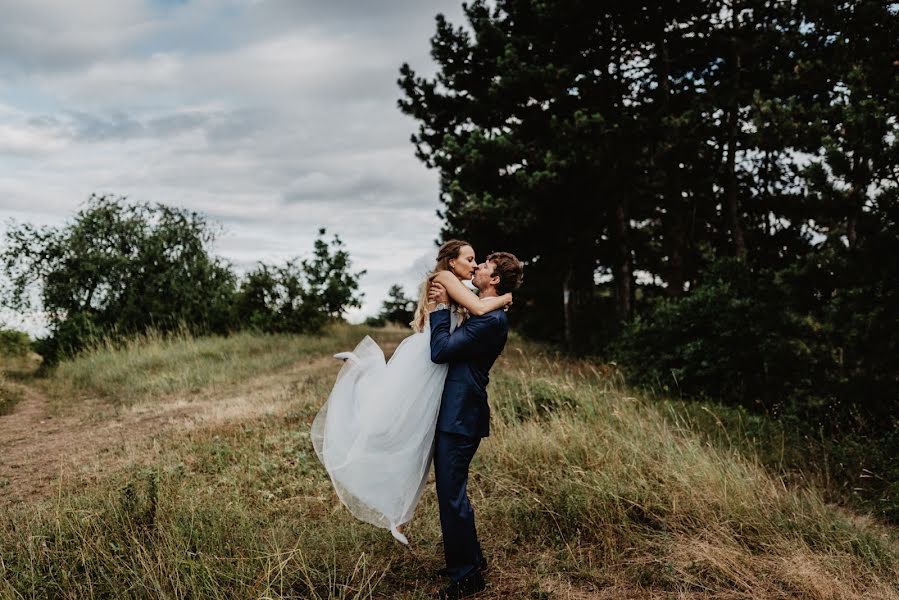 Wedding photographer Kriszti Sipocz (atmyh). Photo of 28 July 2017