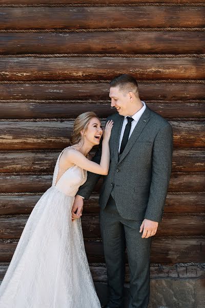 Wedding photographer Kristina Zhidko (krismaskiss). Photo of 21 February 2021