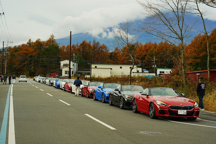 Z4の11/12富士山五合目ツーリング・富士山スバルラインに関するカスタム事例の投稿画像2枚目