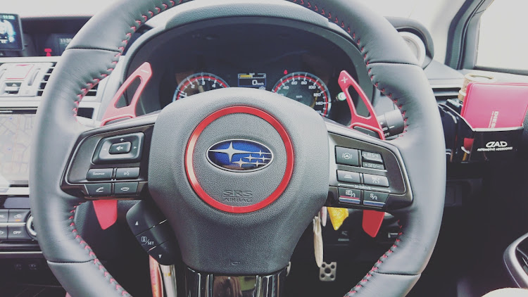 レヴォーグの内装カスタム・ステアリング・レヴォーグSTI・スバリストと繋がりたい・車好きと繋がりたいに関するカスタム事例の投稿画像1枚目