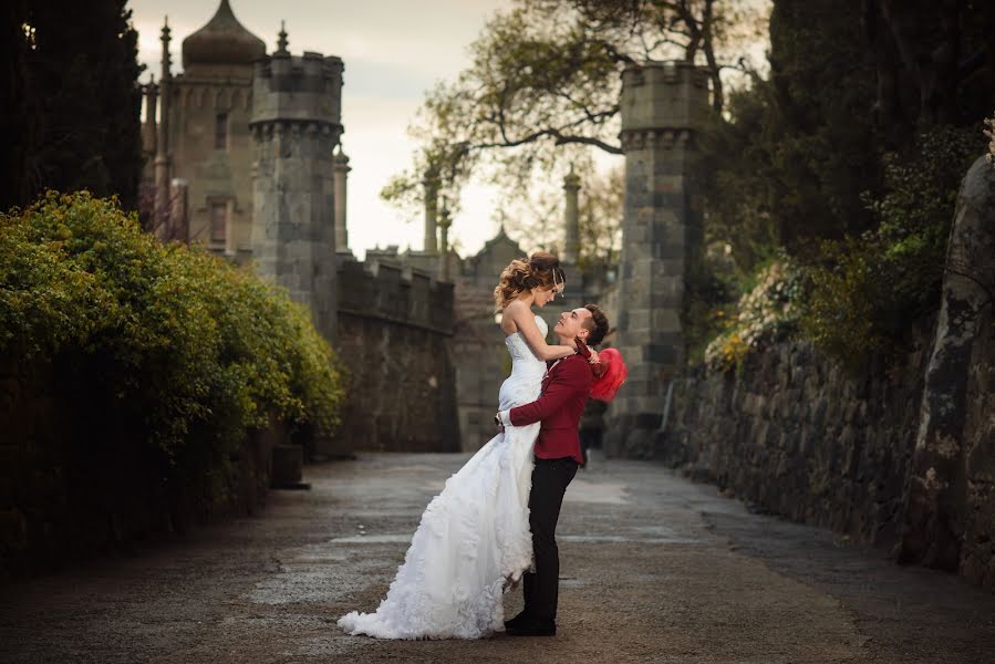 Fotógrafo de bodas Svetlana Carkova (tsarkovy). Foto del 9 de mayo 2016