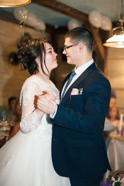 結婚式の写真家Innushka Yurchenko (innushka)。2019 1月18日の写真