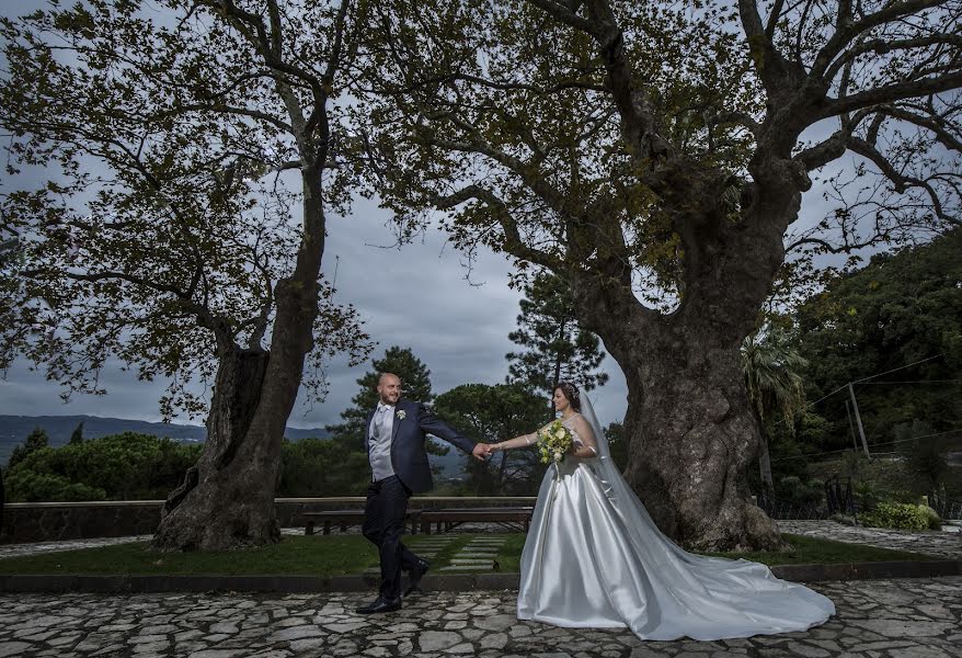 Wedding photographer Luigi Latelli (luigilatelli). Photo of 3 December 2019