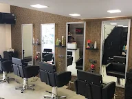 V2 Salon photo 1