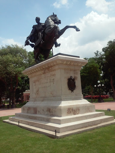 Monumento a Simón Bolívar