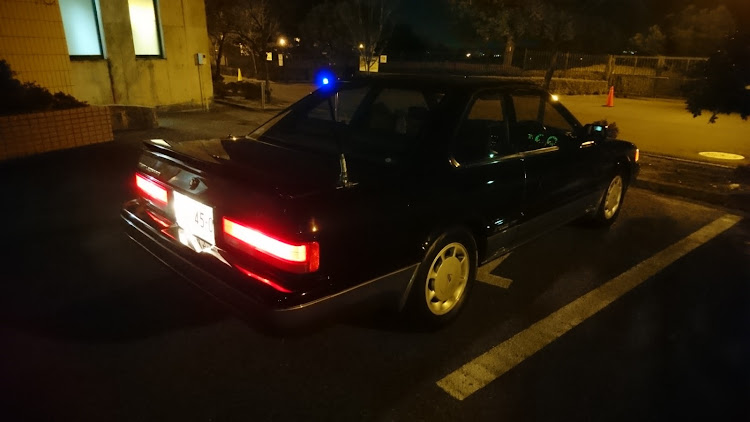 レパードのまたまた連投すいません😅・日産レパード・もっとあぶない刑事・港302号・ドコモアンテナに関するカスタム事例の投稿画像1枚目