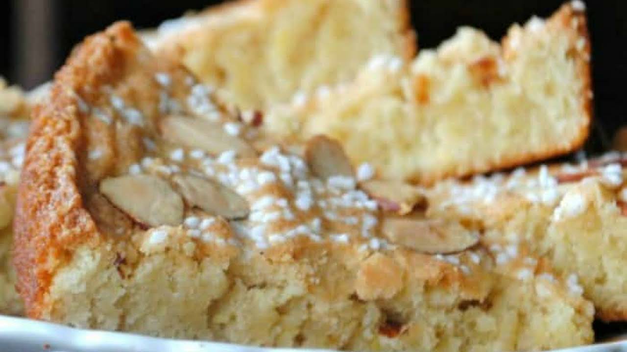 Swedish Almond Cake - The Itsy-Bitsy Kitchen