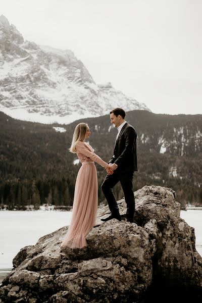 婚禮攝影師Victoria Kaul（victoria4to）。2021 2月18日的照片