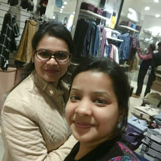 Srishti Singhal at Max Fashion, Ambedkar Road,  photos