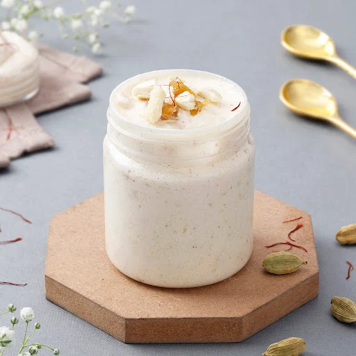 Kesar Thandai Mousse Jar