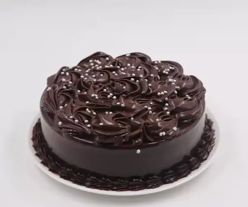 Chocolate Cream Yummy Cake