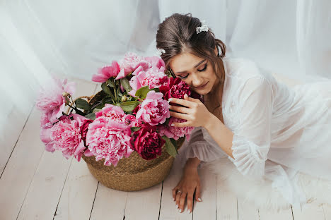 Fotografo di matrimoni Yuliya Dubina (yuliadybina). Foto del 4 aprile 2022