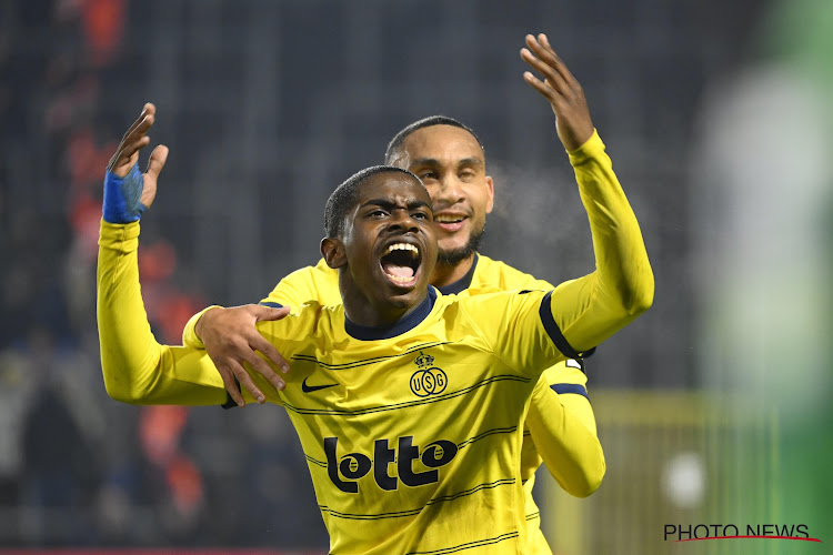 "Ce maillot, c'est mon torchon !" : chambré par des supporters d'Anderlecht, le père de Noah Sadiki se lâche