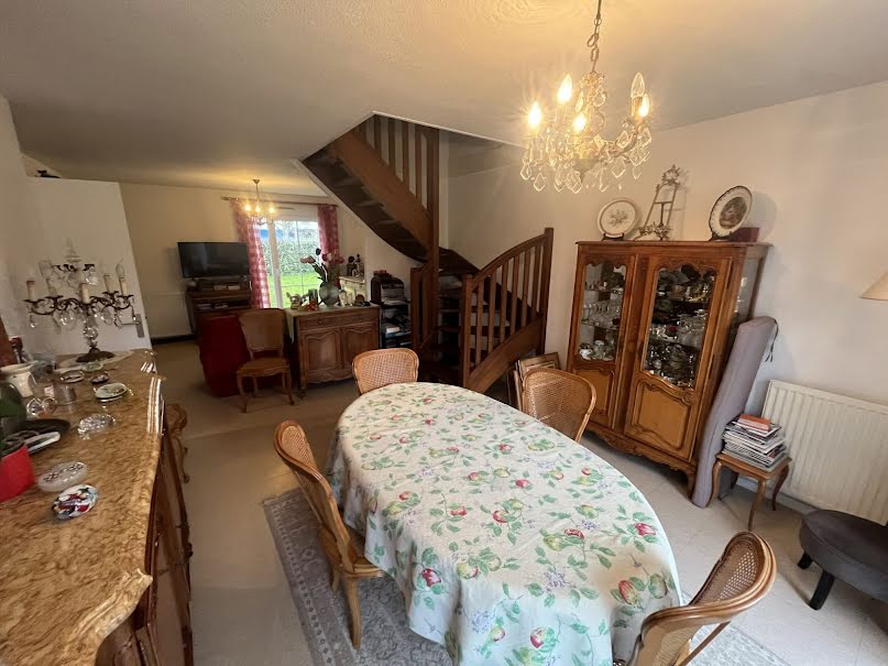 Vente maison 4 pièces 85 m² à Lisieux (14100), 177 000 €