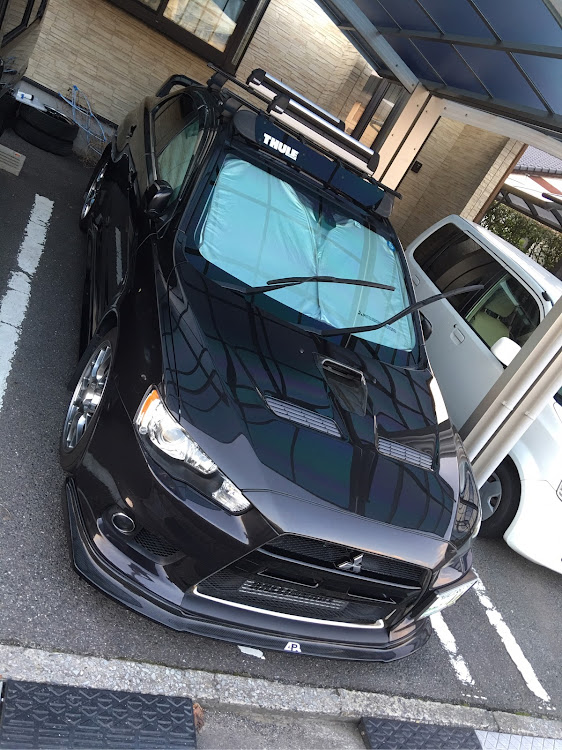 ランサーエボリューションのCZ4A・エボX・エボ10・ファントムブラックパール・U02に関するカスタム事例の投稿画像1枚目