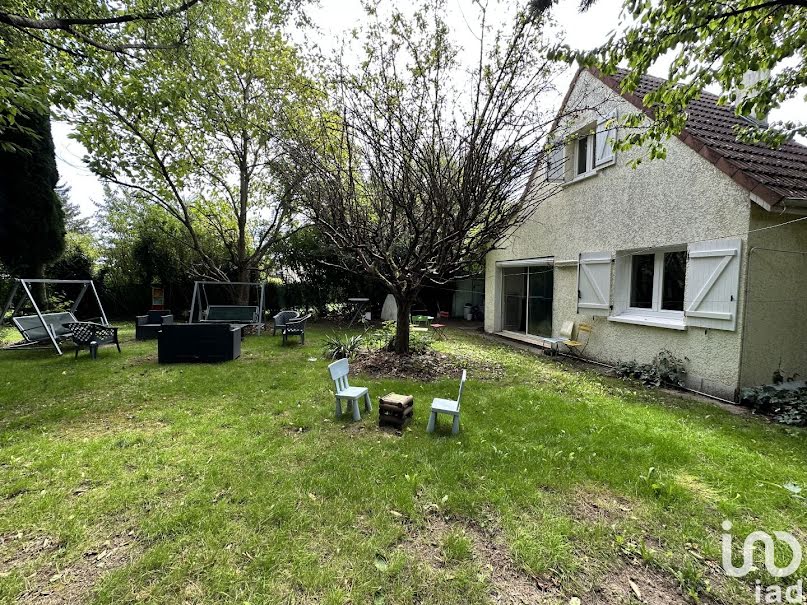 Vente maison 7 pièces 141 m² à Vaux-le-Pénil (77000), 325 000 €