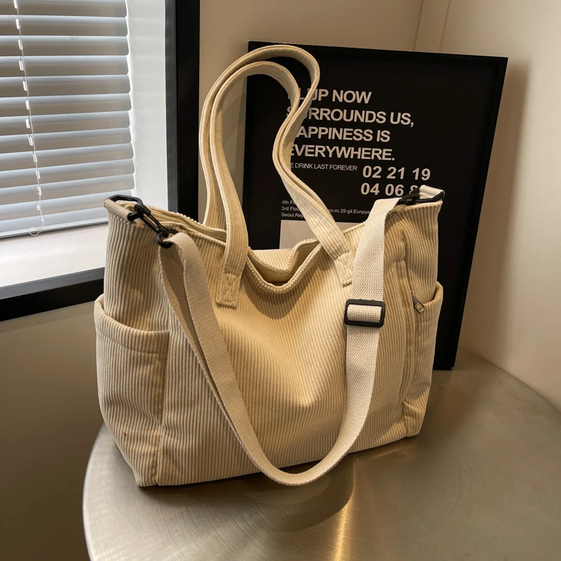 Corduroy tas voor dames, grote capaciteit, nieuw herfst en winter, casual schoudertas voor dagelijks gebruik en reizen.