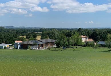 Maison avec terrasse 9