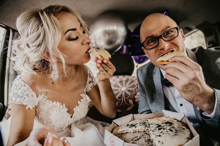 Fotógrafo de bodas Aleksandr Osadchiy (osadchyiphoto). Foto del 29 de marzo 2020