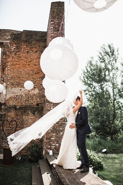 Wedding photographer Misha Kovalev (micdpua). Photo of 19 July 2015