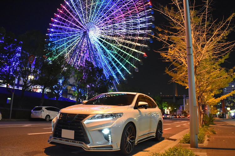 ハリアーのハリアー・60ハリアー・夜景撮影・夜景と愛車・一眼レフ撮影に関するカスタム事例の投稿画像1枚目