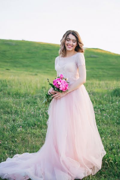 婚禮攝影師Yuliya Popova（julia0407）。2017 6月28日的照片