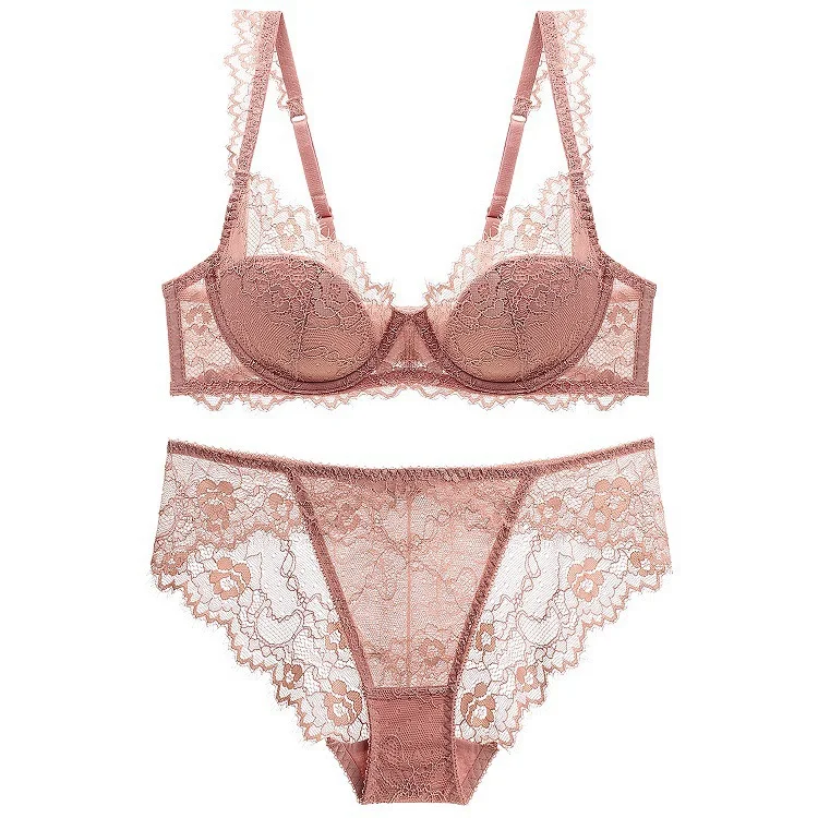 Ensemble de lingerie femme en coton fin respirant avec soutien-gorge push-up en dentelle pour un maintien et un confort optimaux.