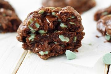 Chocolate Mint Chip Cookies